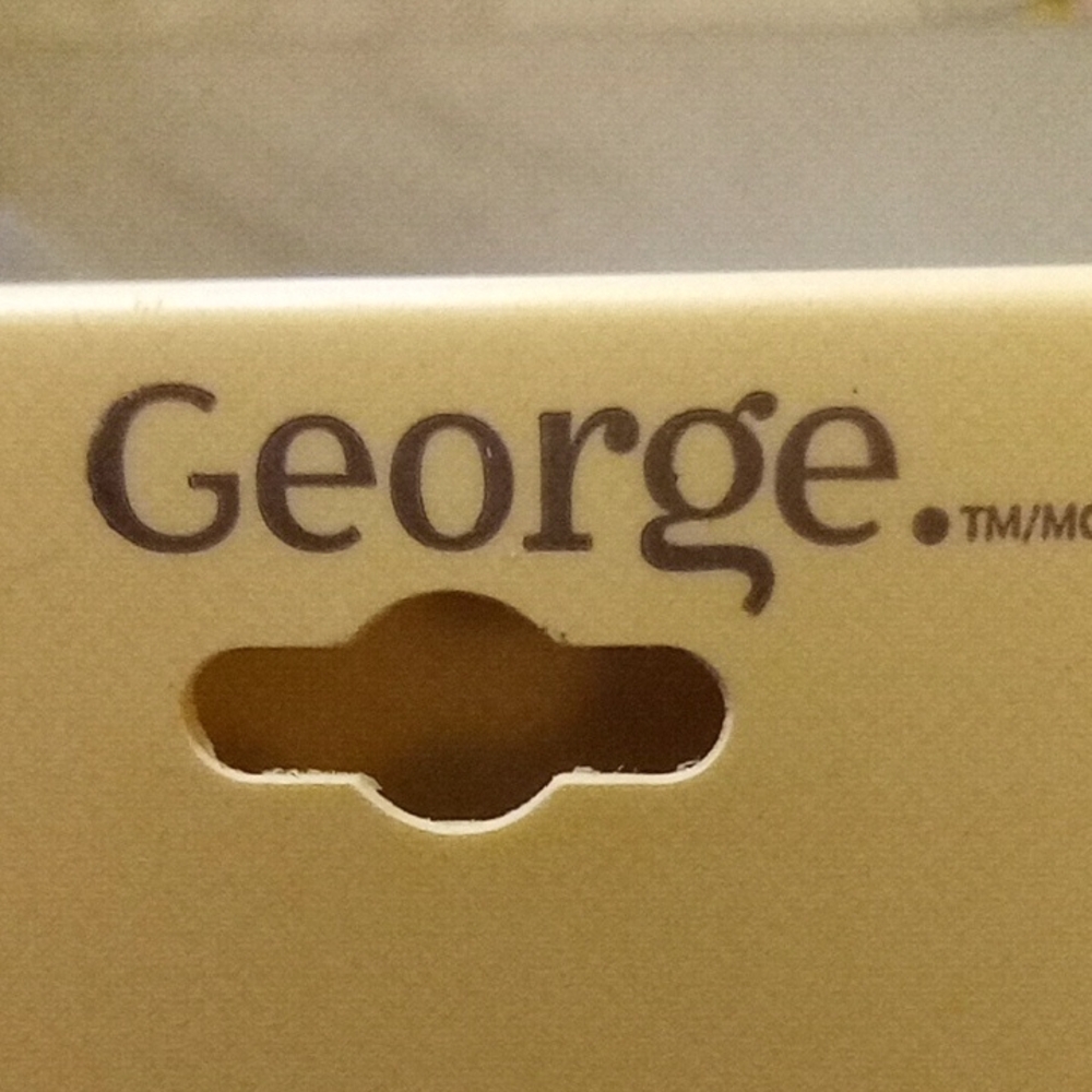 George Shiny Silver Hoop Earrings Collection - Picture 2 of 8